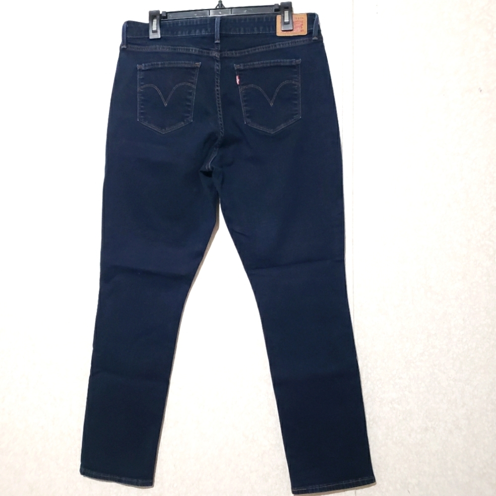 LEVI'S... Women's Dark Blue Jeans...SIZE:16 - Picture 2 of 11